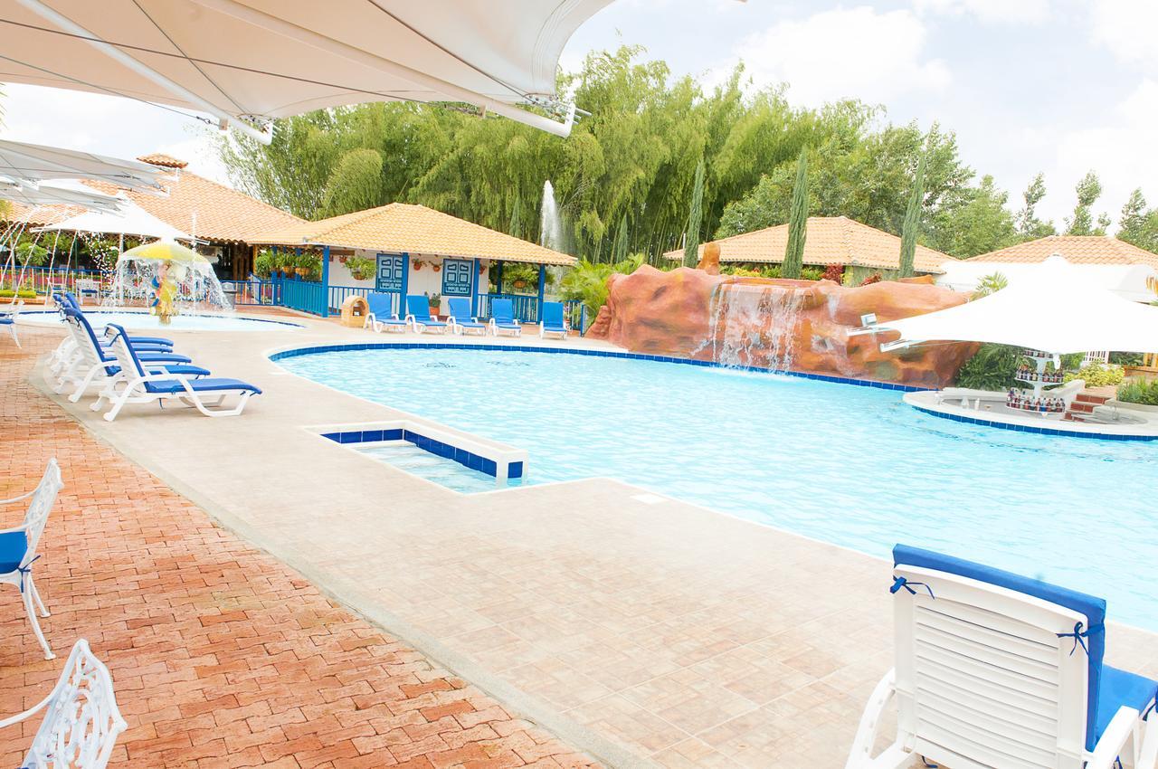 Hotel Campestre Tardes Calenas Yumbo Luaran gambar