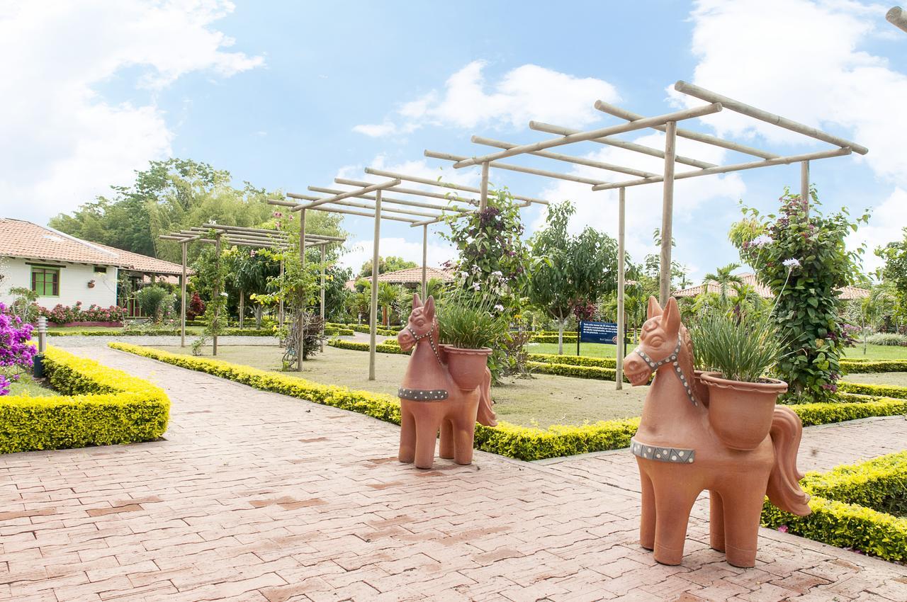 Hotel Campestre Tardes Calenas Yumbo Luaran gambar