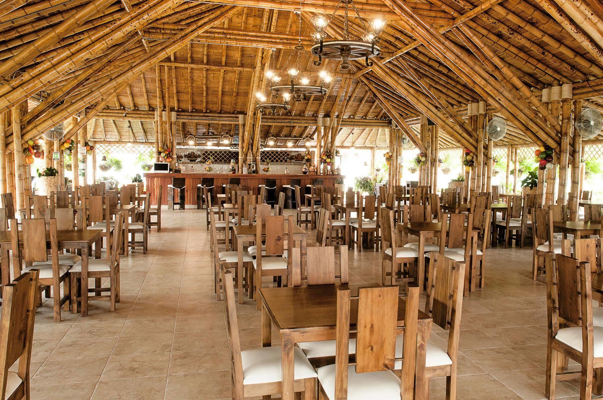 Hotel Campestre Tardes Calenas Yumbo Luaran gambar