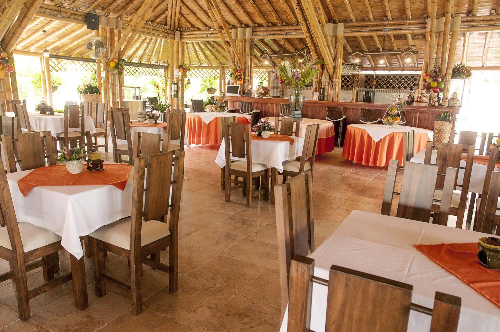 Hotel Campestre Tardes Calenas Yumbo Luaran gambar
